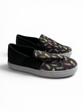 Yru Slip-On Sneakers with Troll Print